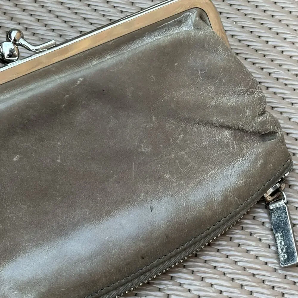 Hobo International Millie Frame Zipper Bottom Leather Clutch Wallet Gray Worn